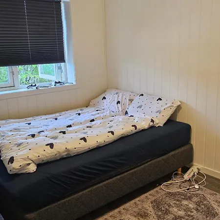 Apartment Luxury With Indoor Garage 4 Bedroom, 2 Livingroom And 2 Bathroom *